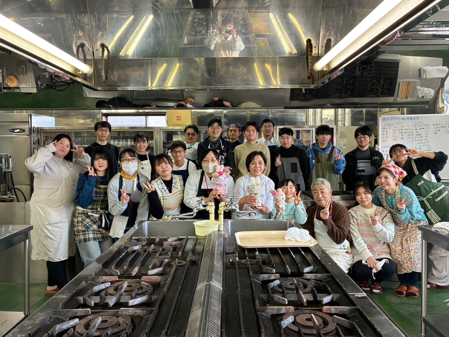 新潟ローターアクトクラブ　クリスマス料理例会